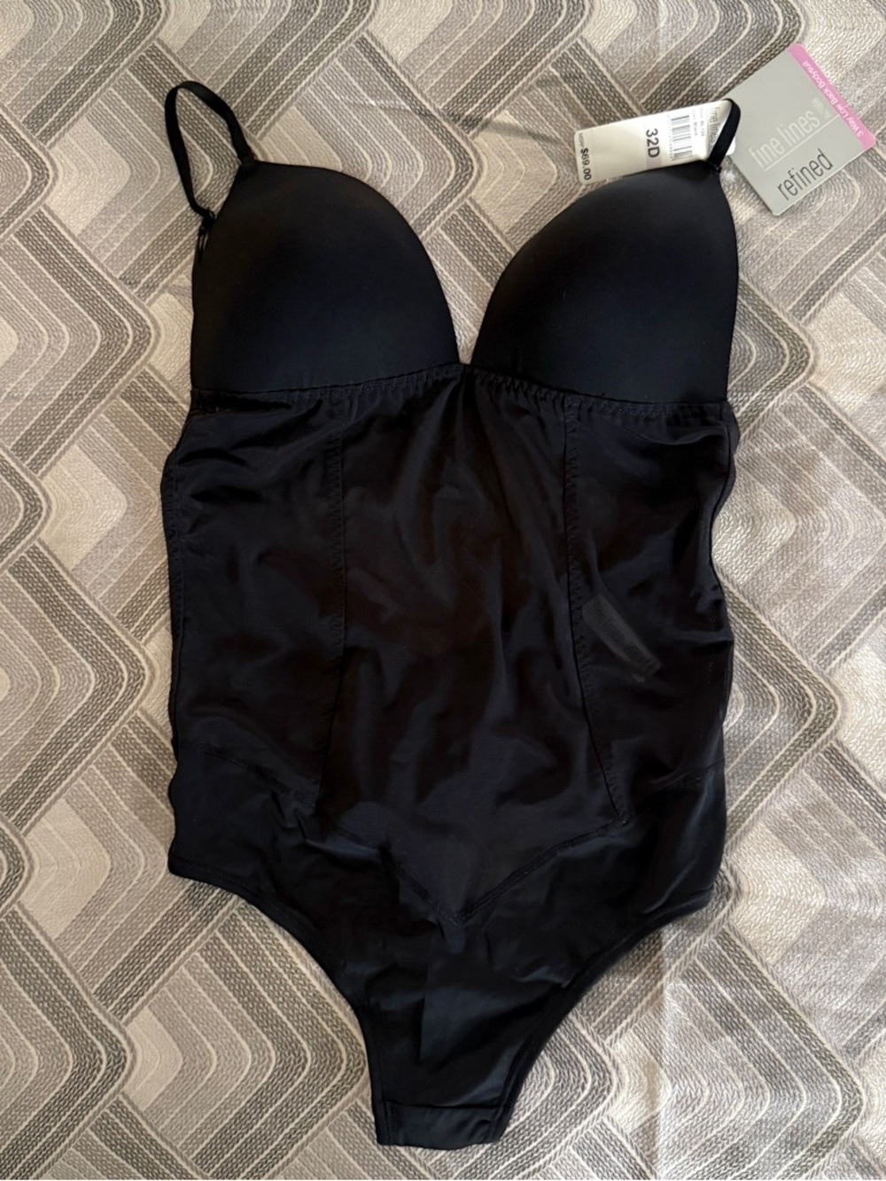 NWT Fine Lines Refined 3 Way Low Back Bodysuit with Built-In Cups